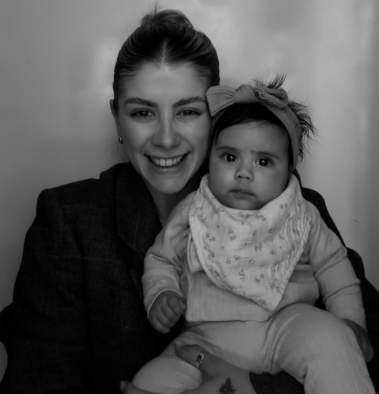 Hannah Perera with her family